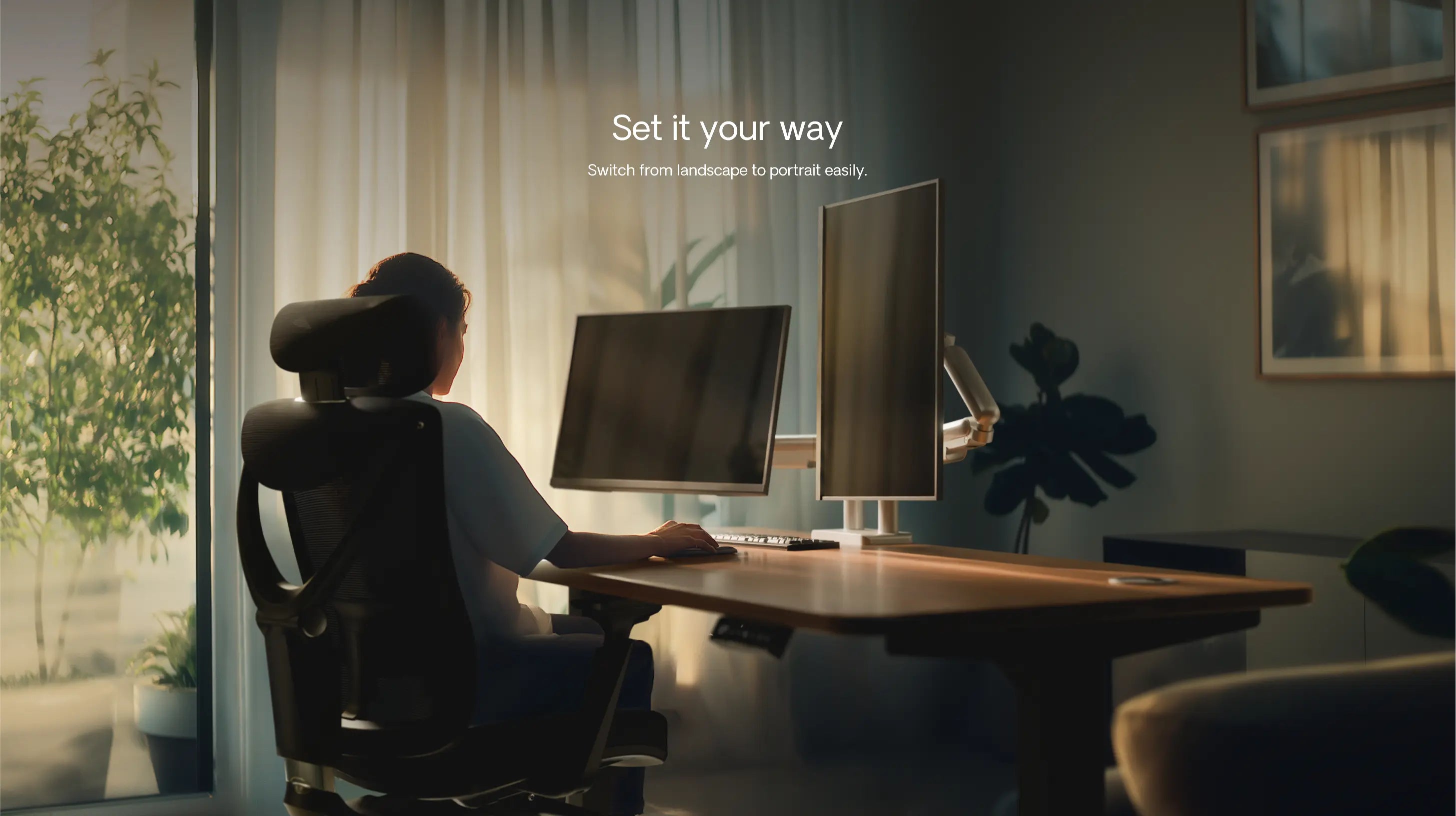 Monitor arm